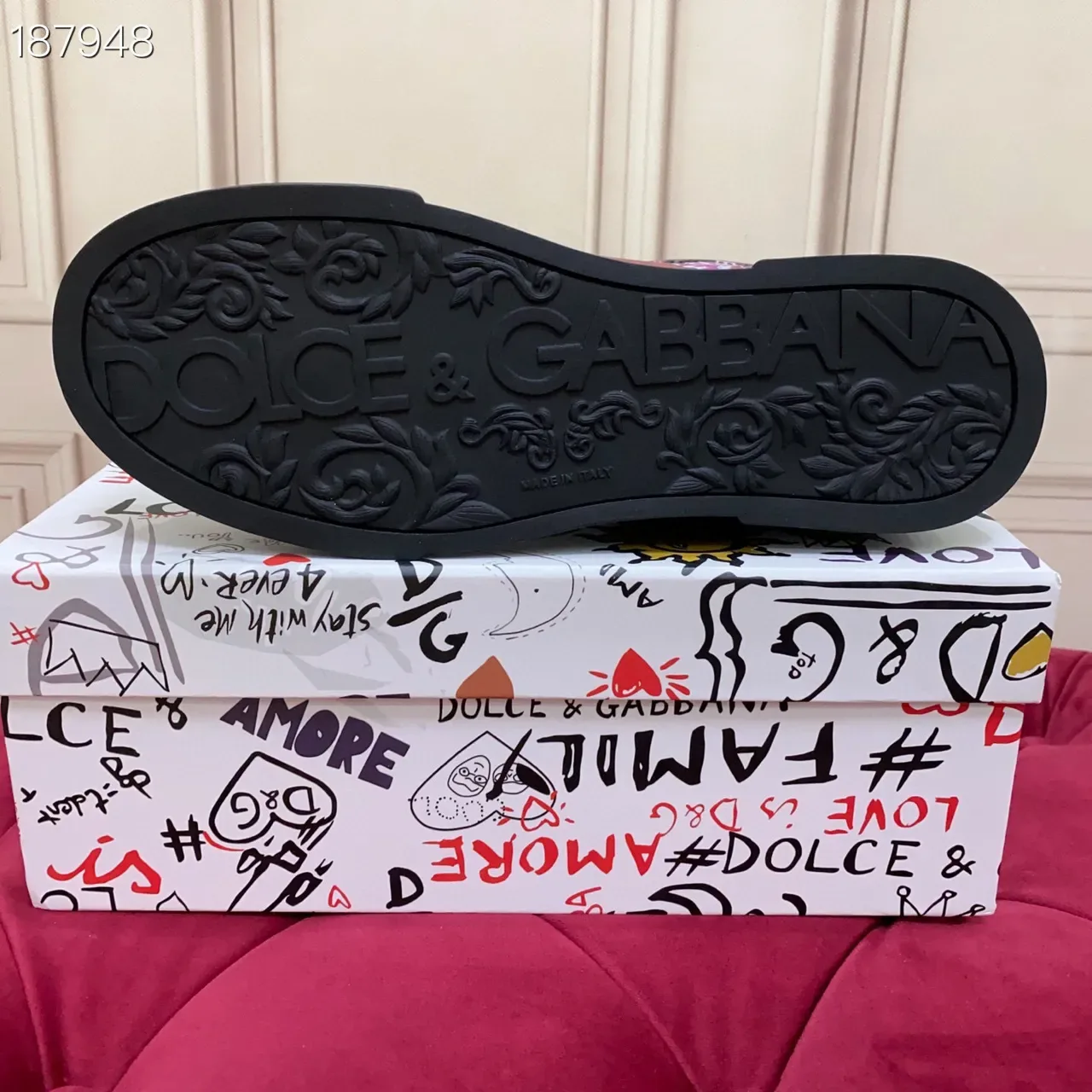 Dolce & Gabbana Chaussures lifestyle en cuir avec panneau latéral imprimé floral noir rouge 3