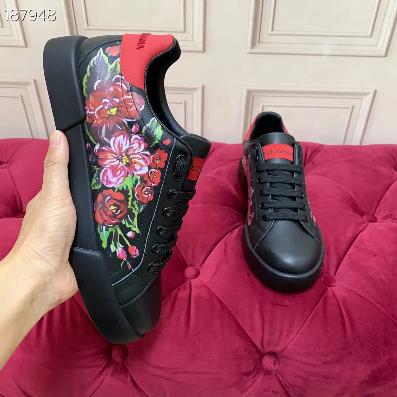 Dolce & Gabbana Chaussures lifestyle en cuir avec panneau latéral imprimé floral noir rouge 6