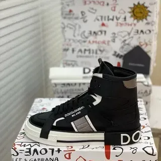 Dolce & Gabbana أسود أبيض عالية الـTop غير متماثلة حزام نمط حياة أحذية رياضية
