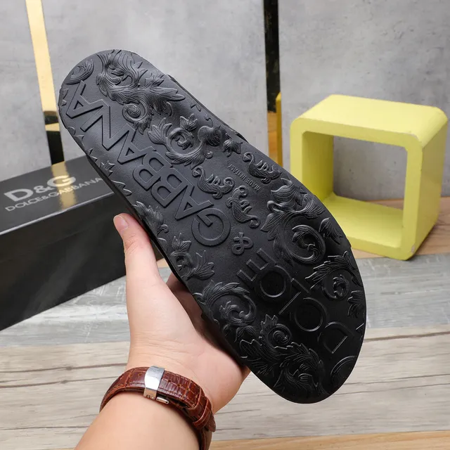 Dolce & Gabbana logo embossé cross-strap pantoufles noires 2