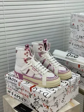 Dolce & Gabbana Zapatillas Lifestyle Blancas Moradas de Plataforma y Tacón Alto 3
