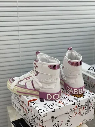 Dolce & Gabbana Zapatillas Lifestyle Blancas Moradas de Plataforma y Tacón Alto 7