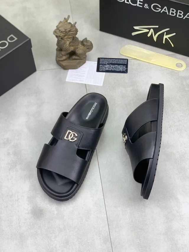 Dolce & Gabbana Portofino جلد أسود DG لوجو نعال 5