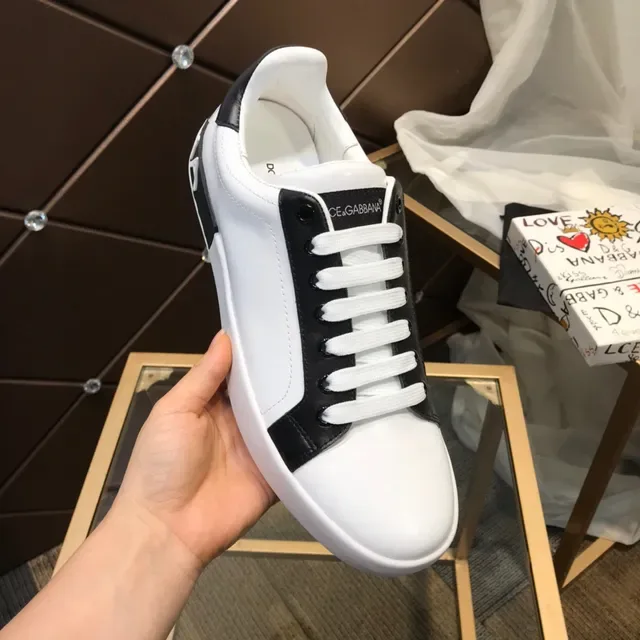 Dolce & Gabbana tênis lifestyle branco e preto com painéis de contraste 2