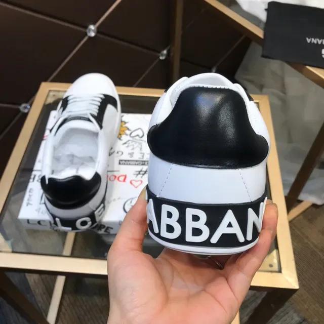 Dolce & Gabbana tênis lifestyle branco e preto com painéis de contraste 6