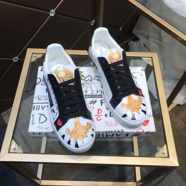 Dolce & Gabbana White Black Embroidered Lion Motif Gold Heel Tab Lifestyle Sneakers 7