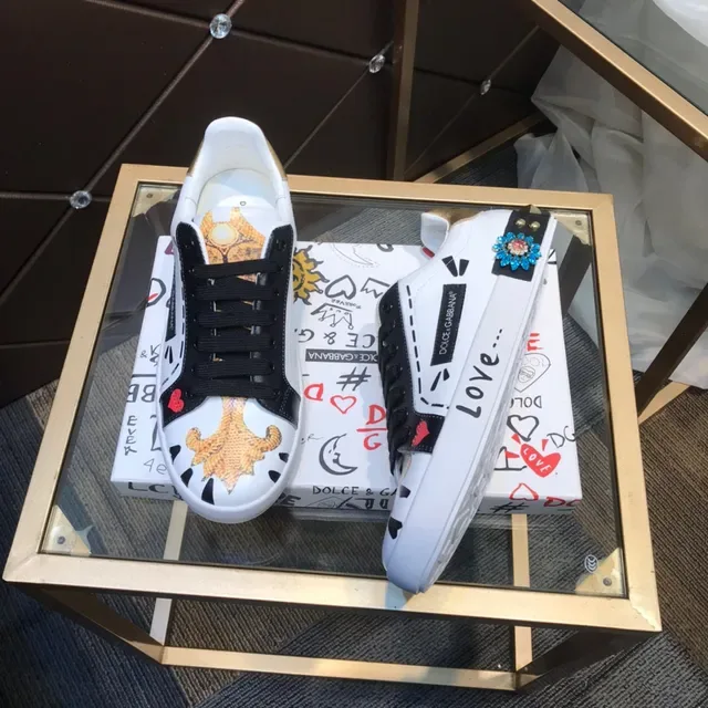 Dolce & Gabbana White Black Embroidered Lion Motif Gold Heel Tab Lifestyle Sneakers 8