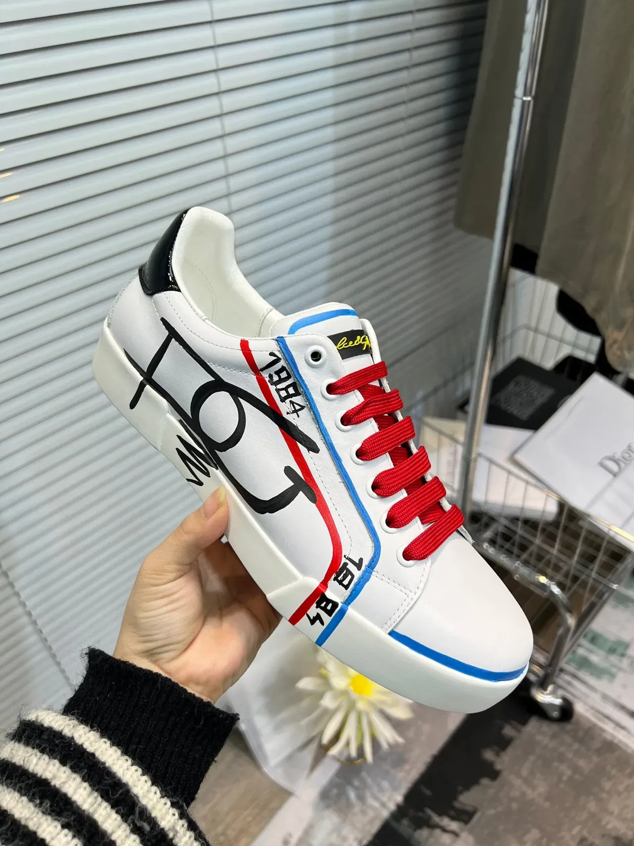 Dolce & Gabbana White Multicolor Graffiti-Print Leather Low-Top Sneakers 6