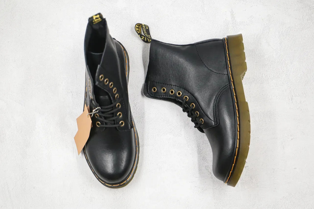 Dr. Martens 1460 Botas Cuero Negro Liso Puntada Amarilla Martin 8