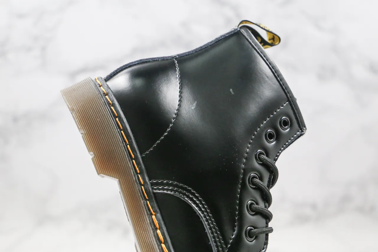 Dr. Martens 1460 亮面黑色皮革 8眼 马丁靴 3