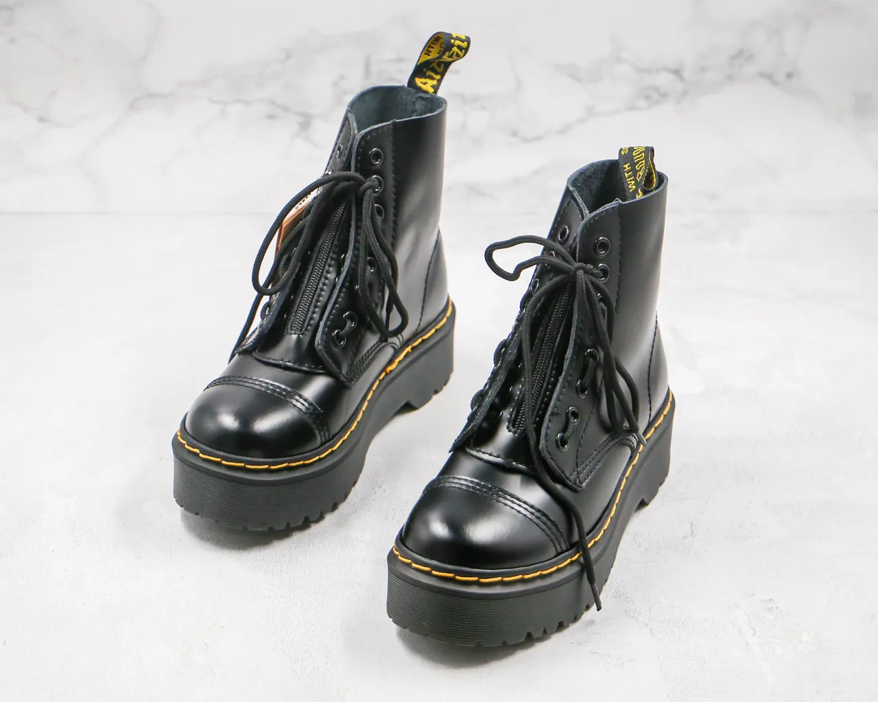 Dr. Martens Jadon Preto Amarelo Sola Plataforma Bico Cap Botas Martin 7
