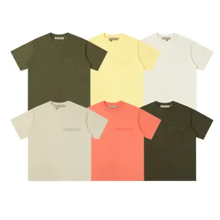 Camiseta Fear of God Essentials de corte holgado con bordado tonal