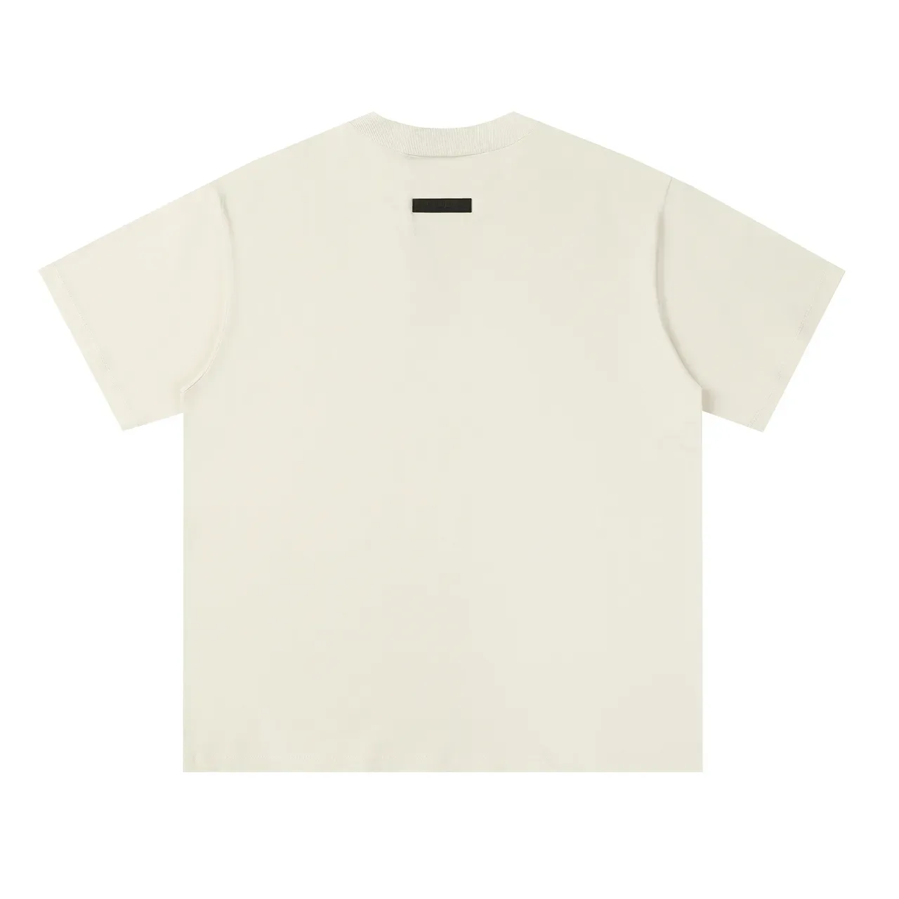 تيشيرت Fear of God Essentials مطرز بلون متناسق بقصة مريحة 7