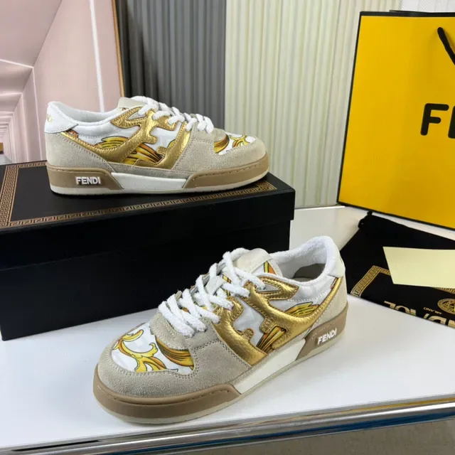 Fendi Beige Or Impression Baroque Superposition Accents Métalliques Sneakers Style de Vie 7