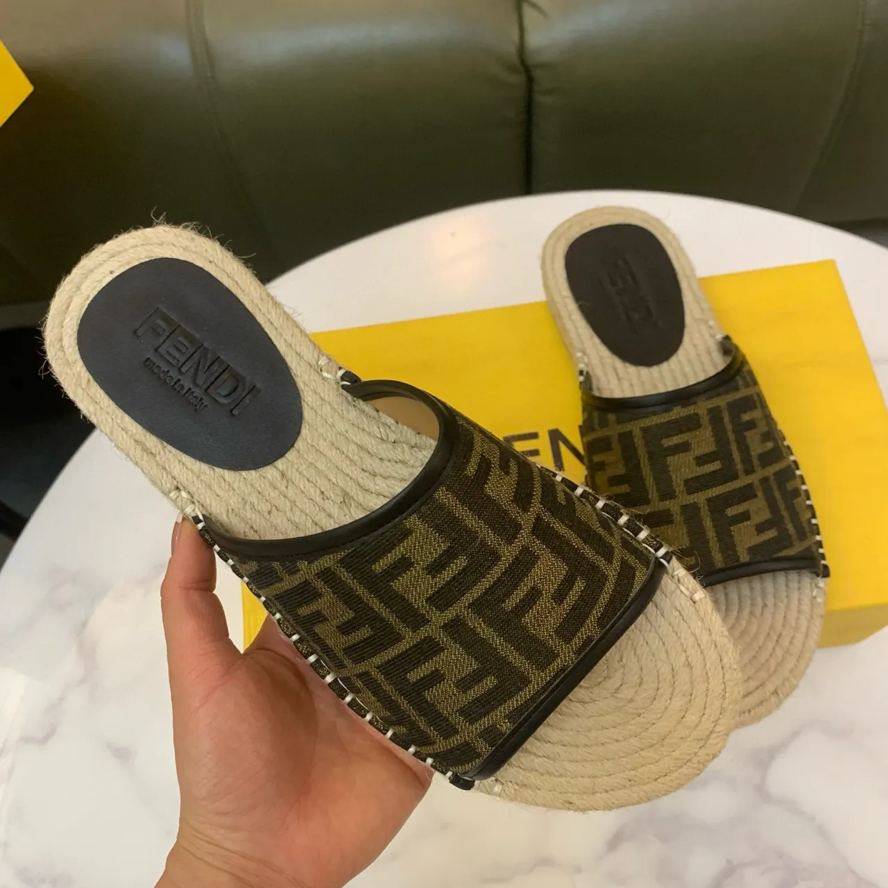 Fendi FF Espadrille marron beige tissu monogramme semelle enveloppée de jute espadrilles 5