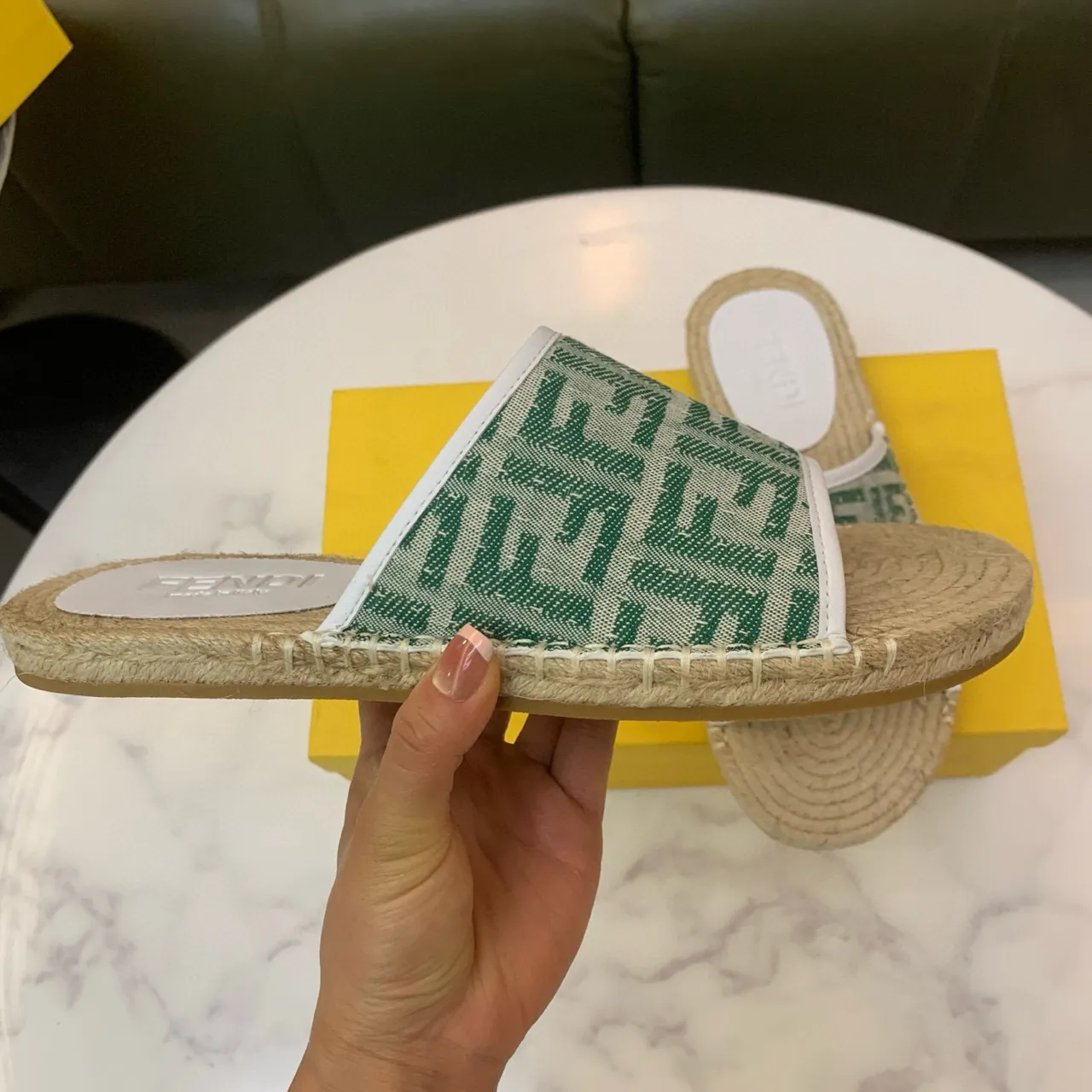 Fendi FF Espadrille Slides Vert Beige Monogram Toile Semelle Enveloppée en Jute Sandales 6