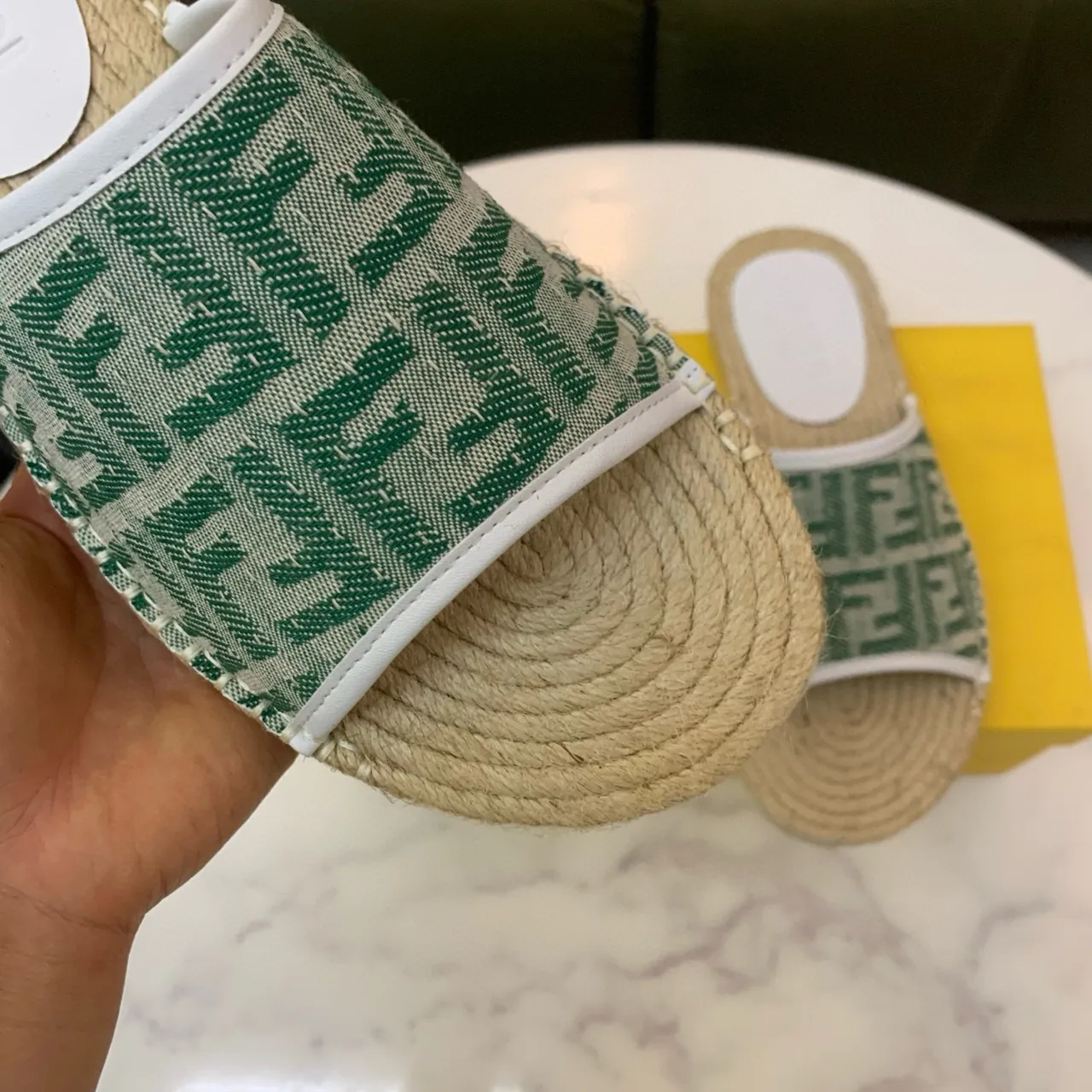 Fendi FF Espadrille Slides Vert Beige Monogram Toile Semelle Enveloppée en Jute Sandales 8