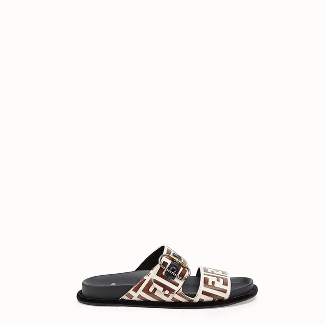 Fendi FF Logo Slide Preto e Marrom Monogram Chinelos 3