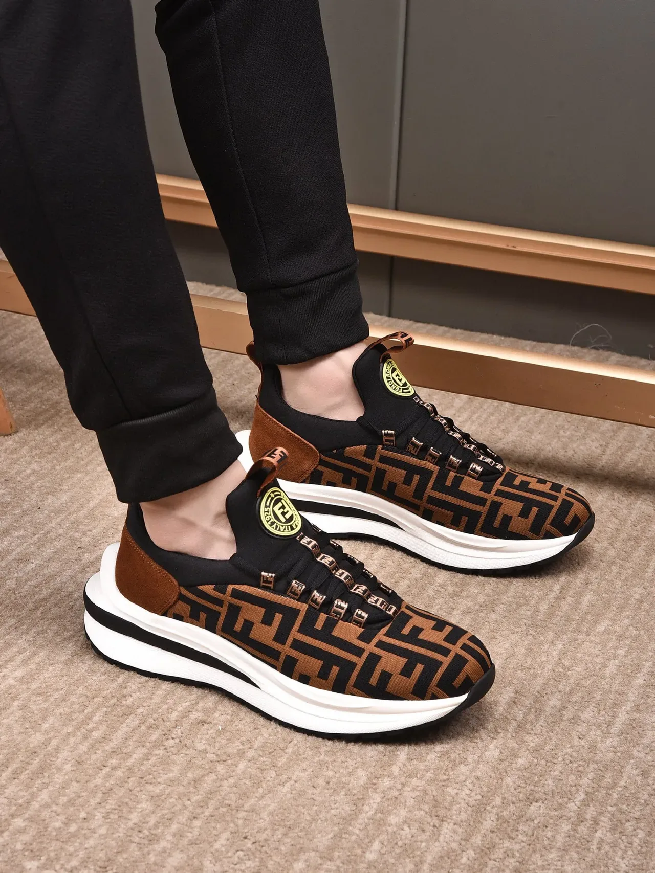 Fendi FF Monogramme Chaussures lifestyle slip-on 4