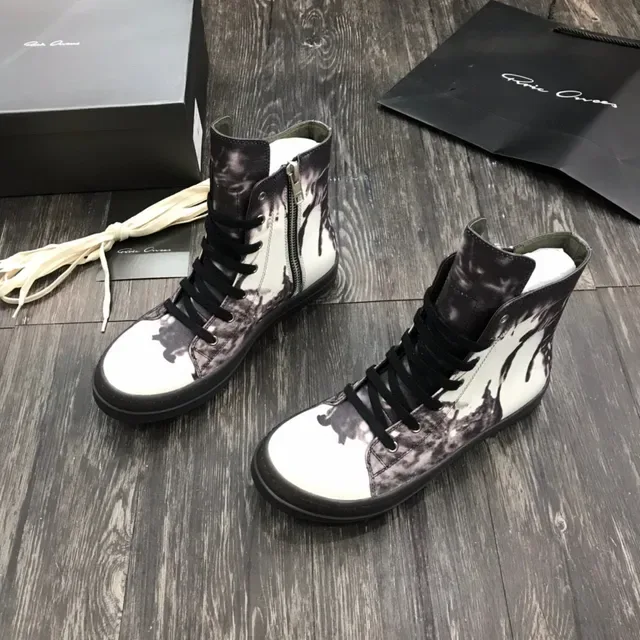 Abstract Ink-Splatter Print High-Top Platform Boots 8