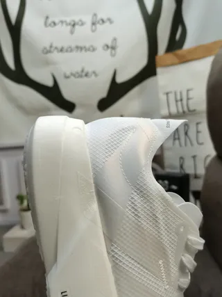 All-White Mesh Upper Platform Sole Lifestyle Sneakers 3