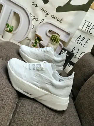 All-White Mesh Upper Platform Sole Lifestyle Sneakers 7