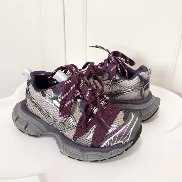 Beige and Silver Oversized Lace-Up Chunky Sneaker 18