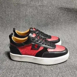 Tênis lifestyle preto e vermelho de duas cores