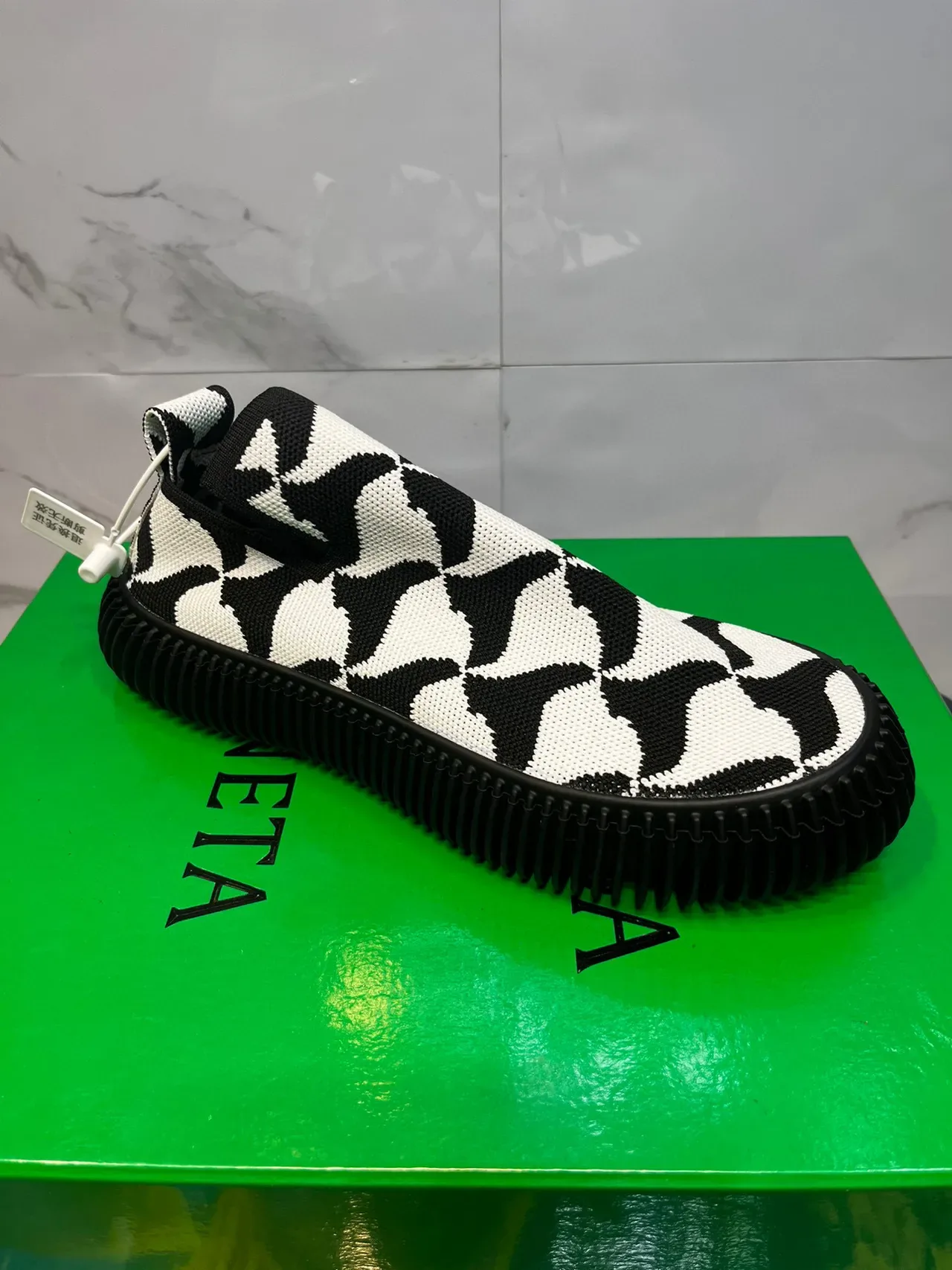 Black and White Geometric Knit Slip-On Lifestyle Sneakers 6
