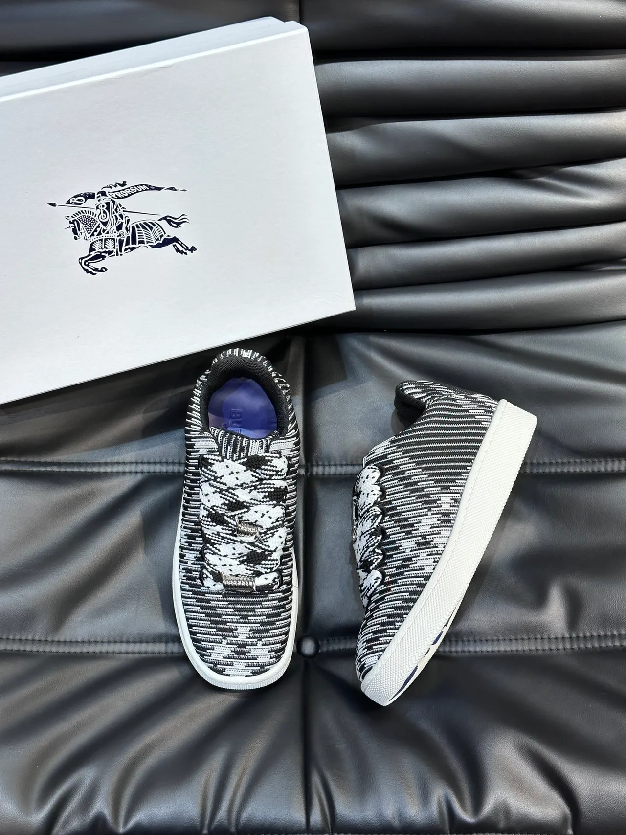 Black and White Patterned Knit Laceless Slip-On Sneakers 4
