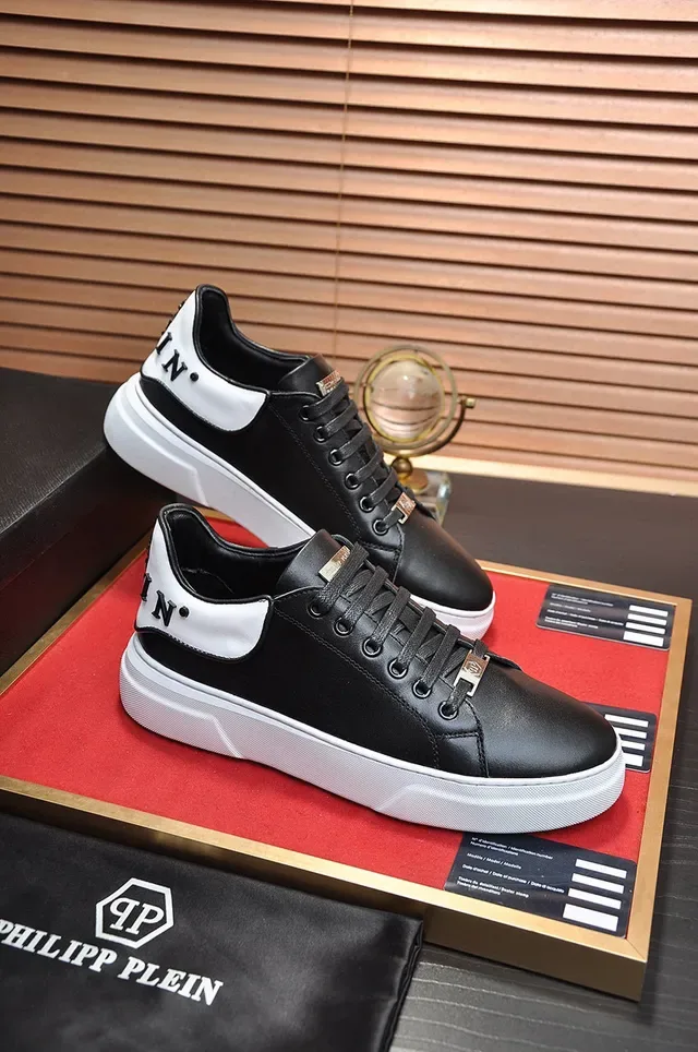 Black and White Platform Lifestyle Sneaker 5