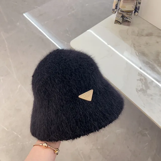 Black Beige Plush Faux Shearling Triangular Metal Plaque Beret 6