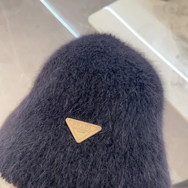 Black Beige Plush Faux Shearling Triangular Metal Plaque Beret 8