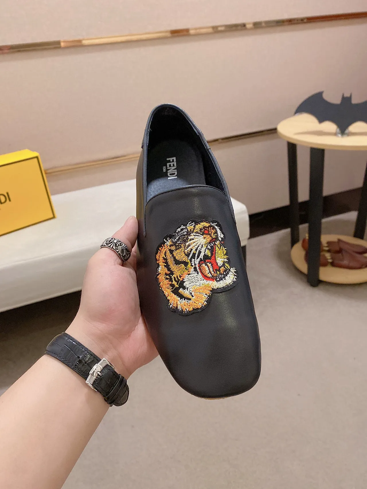 Black Brown Leather Embroidered Tiger Motif Loafer 9