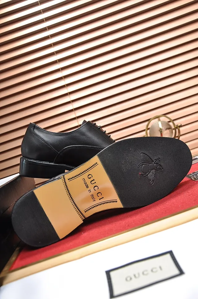 Black Cap-Toe Brogue Oxford Shoes 3