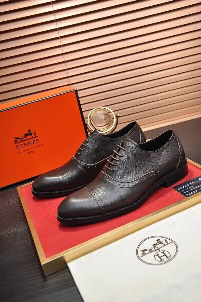 Black Leather Cap-Toe Brogue Oxford Shoes 4