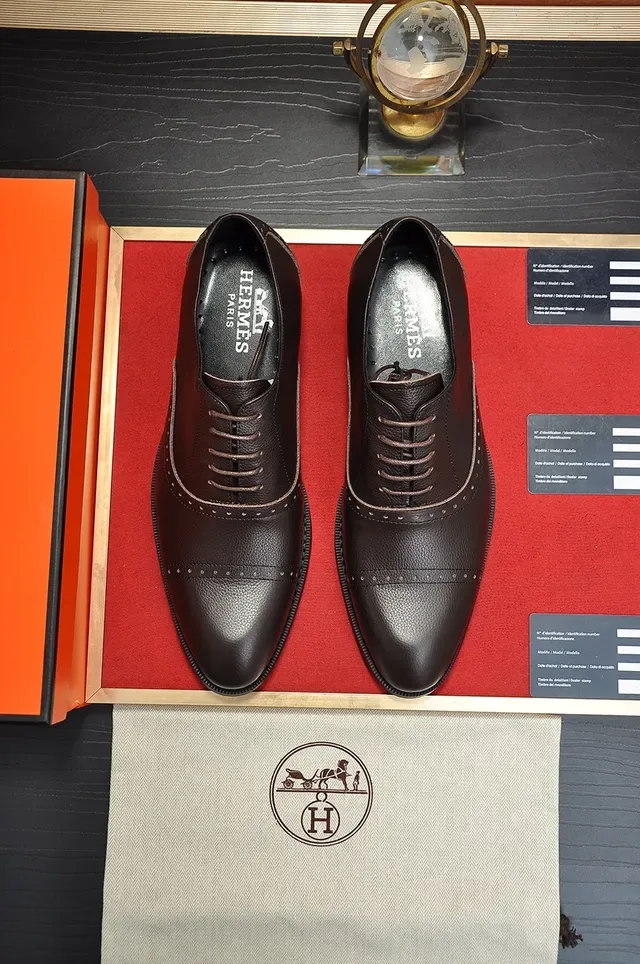 Black Leather Cap-Toe Brogue Oxford Shoes 5