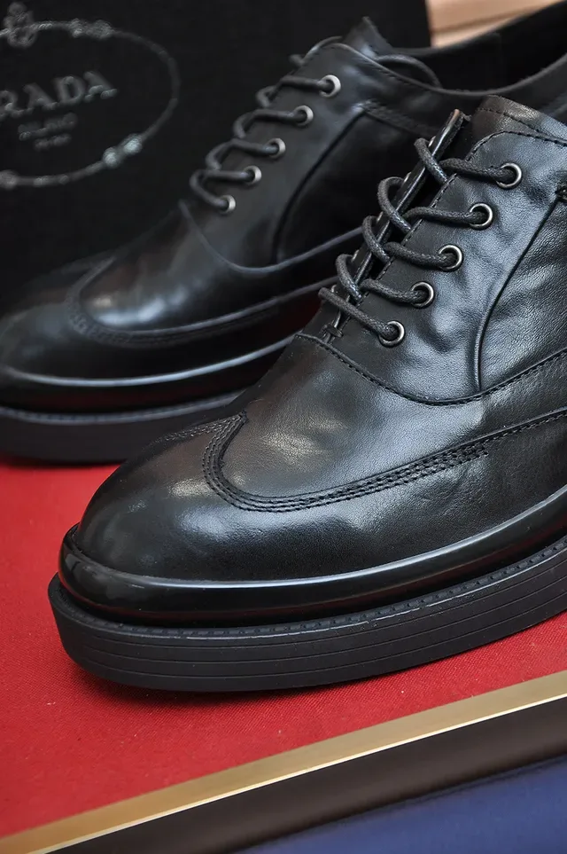 Black Leather Cap Toe Oxford Shoes 2