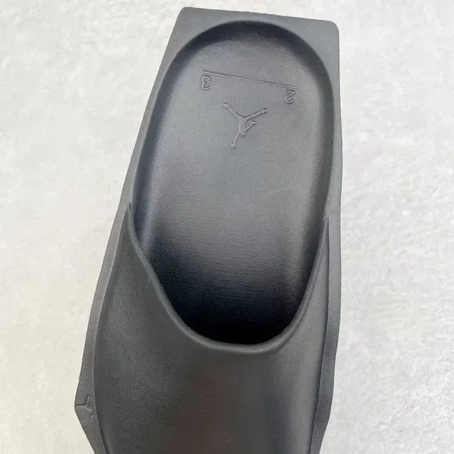 Black Molded Monochrome Sole Textured Outsole Sneakers 6