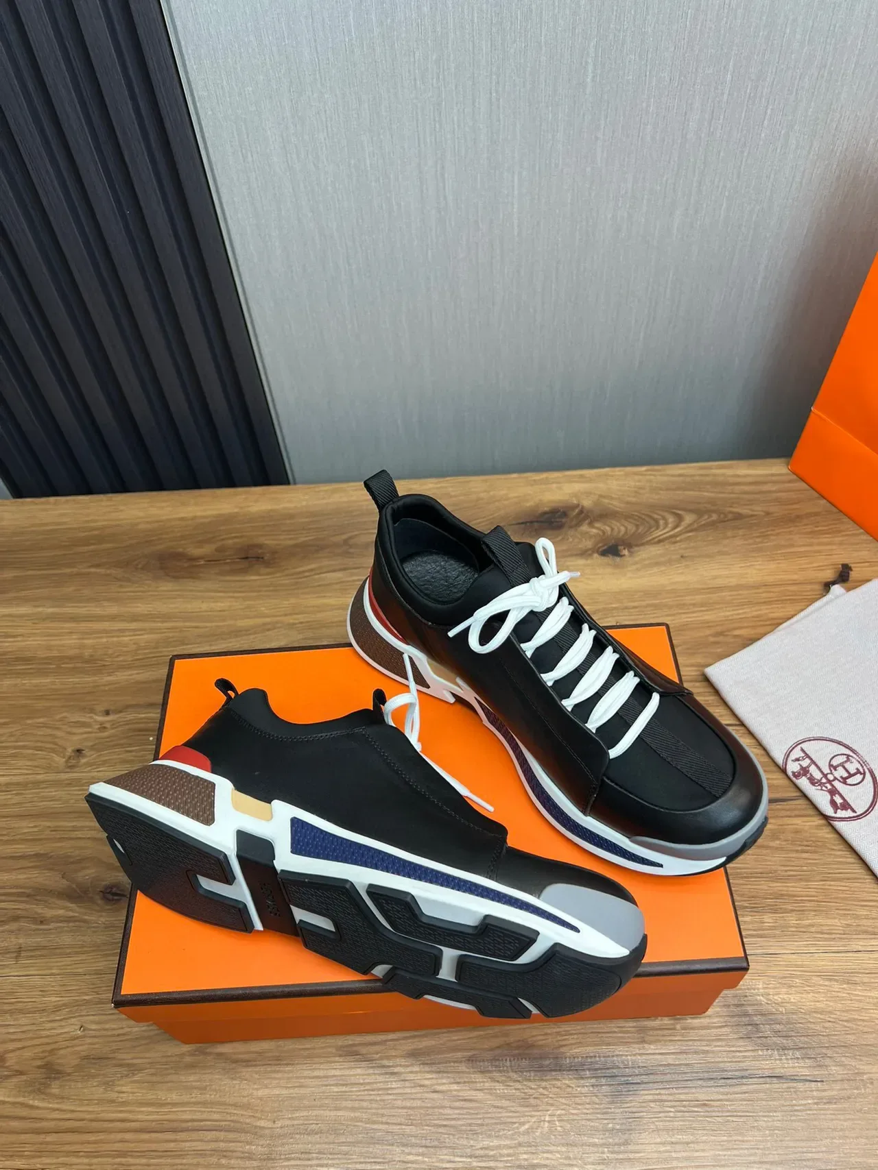 Black Multicolor Leather Upper Multi-Color Sculpted Sole Sneakers 6