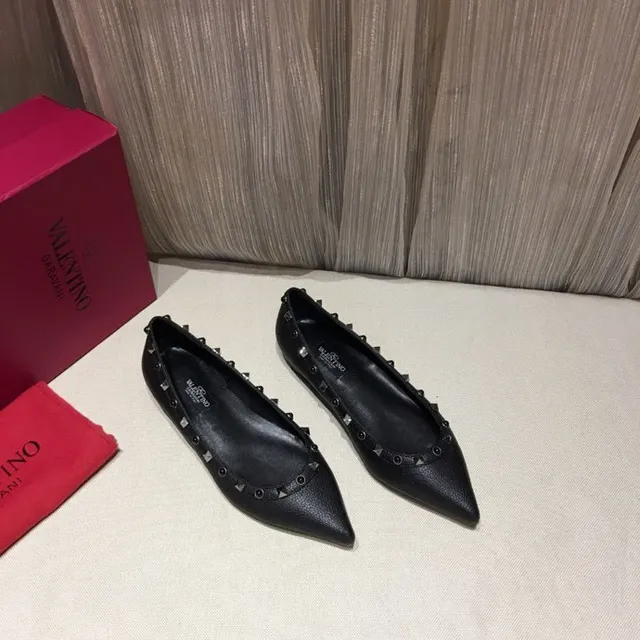 Black Pointed-Toe Studded Ballet Flats 4