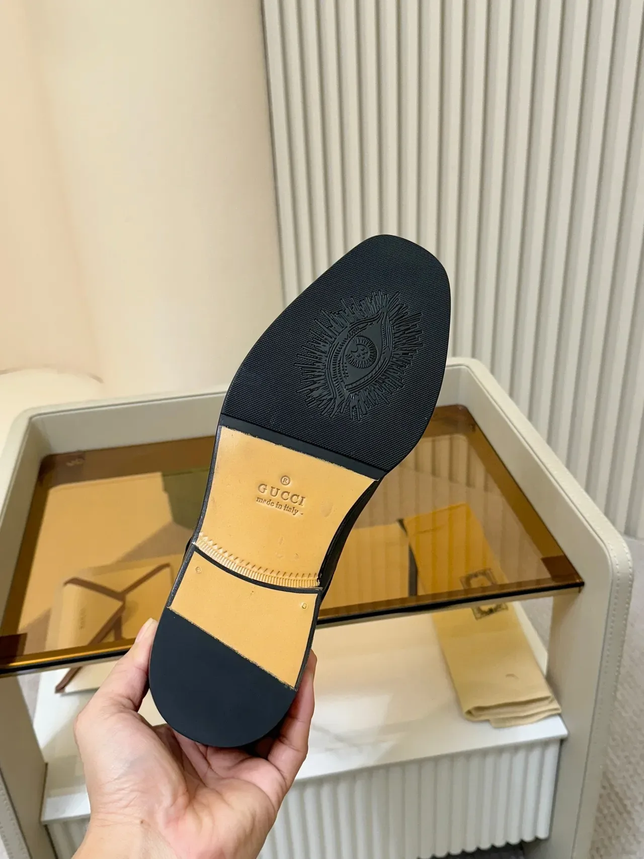 Sapatos Oxford de couro polido preto com cap toe 2