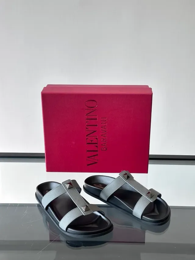 Black Silver Double-Strap Pyramid Stud Hardware Sandals 3