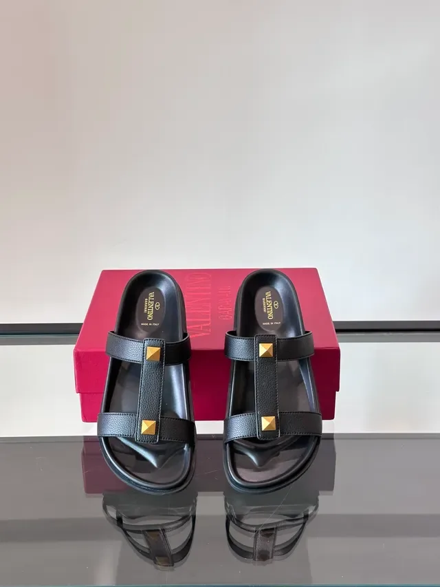 Black Silver Double-Strap Pyramid Stud Hardware Sandals 6