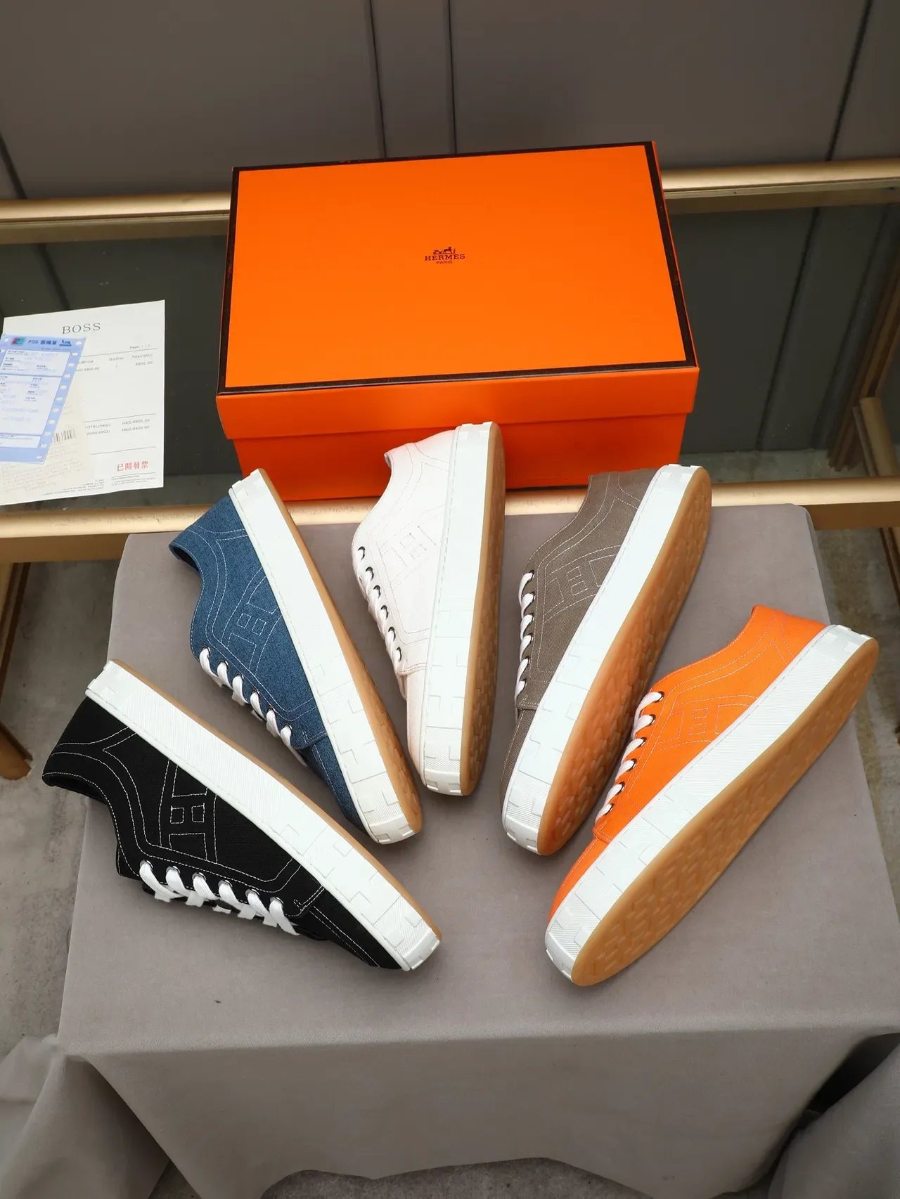 Black White Canvas Upper Contrast Stitching Sneakers 2