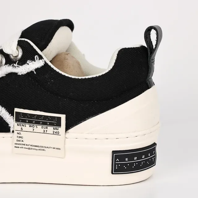 Black White Canvas Upper Frayed Seam Detail Sneakers 4