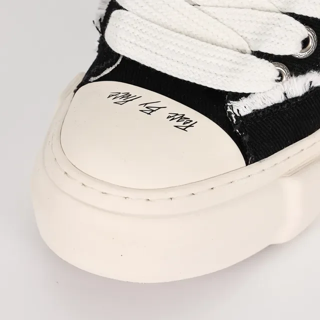 Black White Canvas Upper Frayed Seam Detail Sneakers 5
