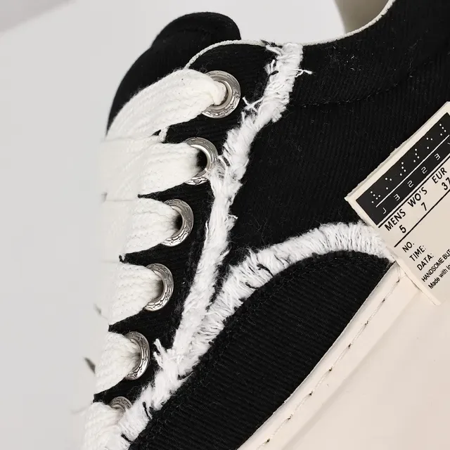 Black White Canvas Upper Frayed Seam Detail Sneakers 6