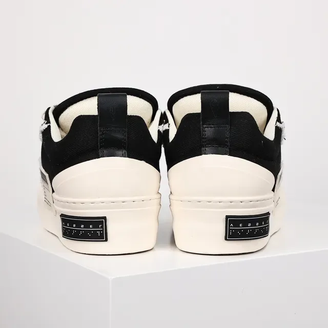 Black White Canvas Upper Frayed Seam Detail Sneakers 8