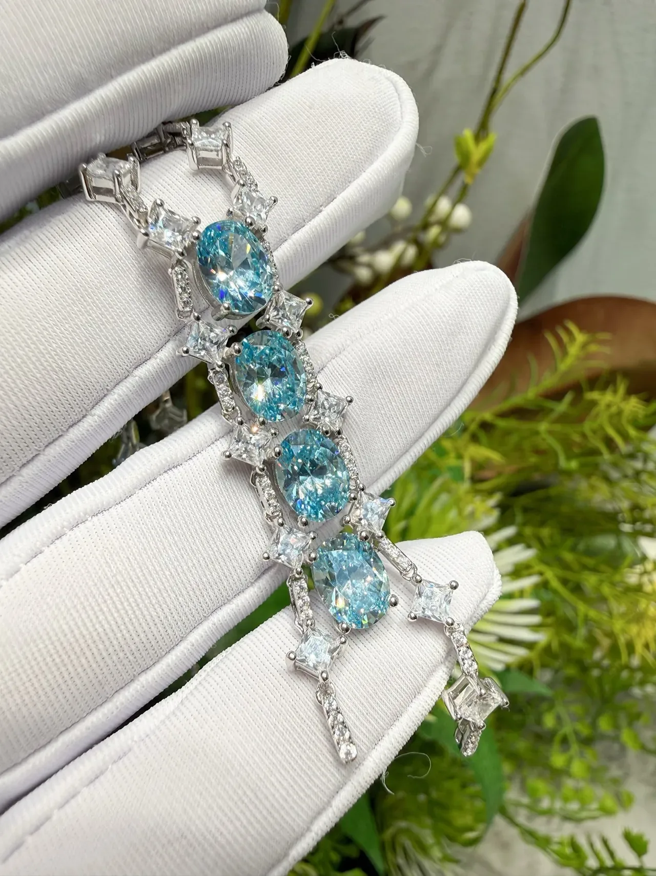 Blue Silver V-Drop Pendant Oval Gemstones Necklace 7
